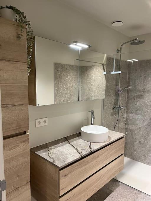 Apartmán Surmont 52 Ieper Exteriér fotografie